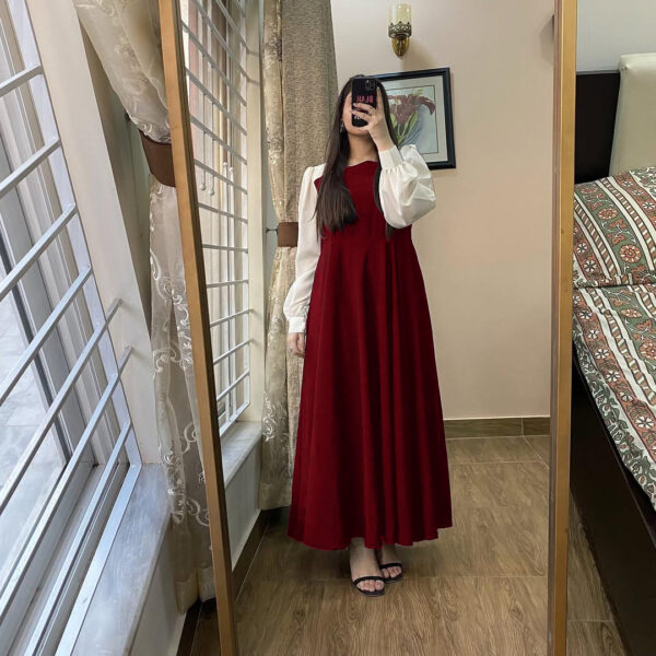 Front And Back Platted Design With White Sleeves Georgette Maxi