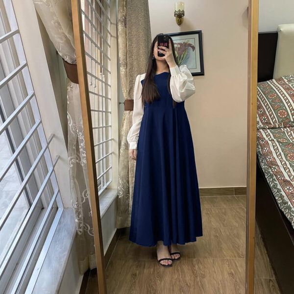 Front And Back Platted Design With White Sleeves Georgette Maxi - Image 4