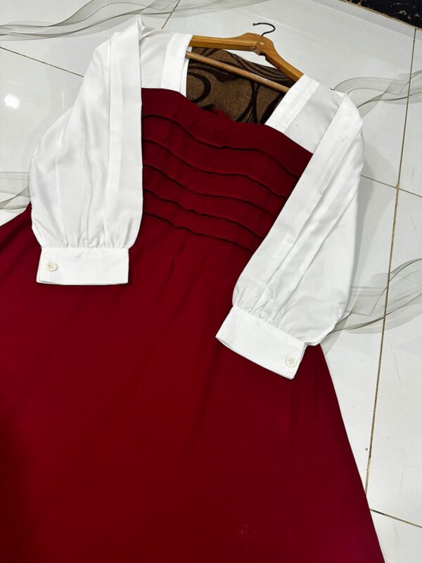 Front And Back Platted Design With White Sleeves Georgette Maxi - Image 3